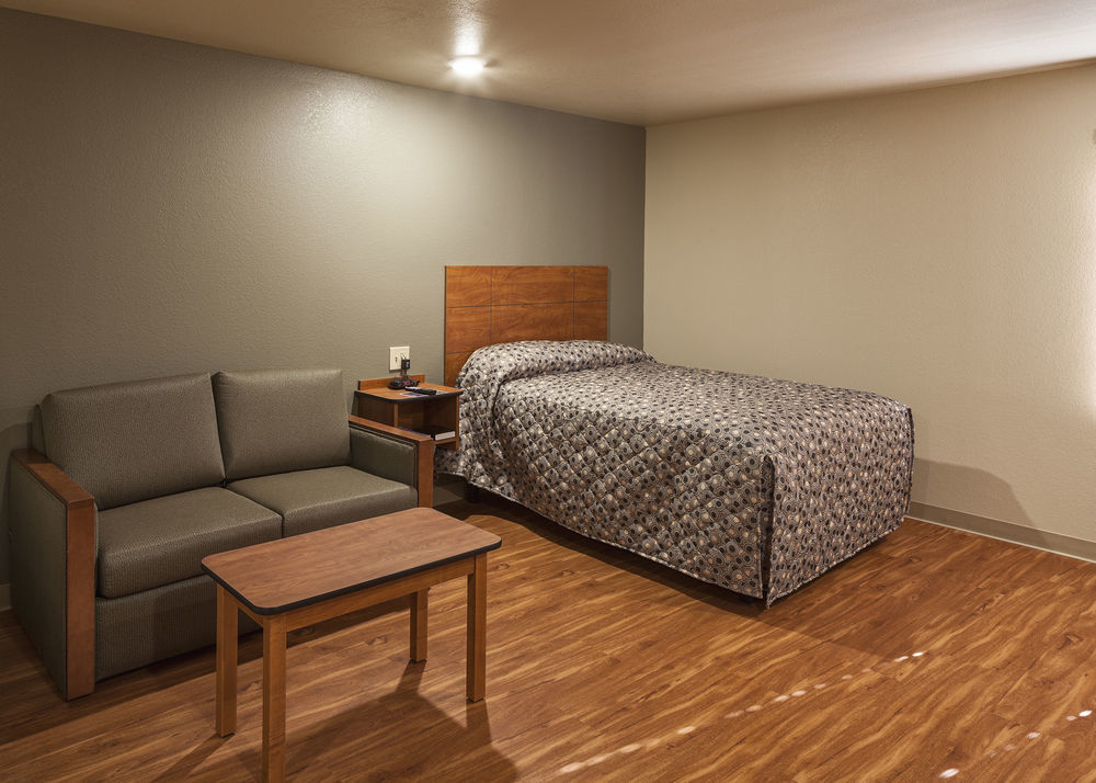 Woodspring Louisville 2*